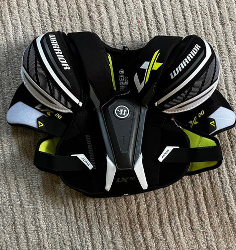 New Large Warrior ALPHA LX 20 Shoulder Pads