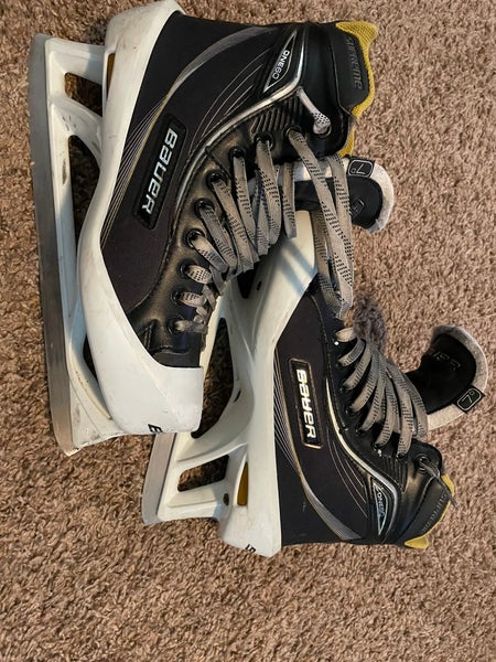 Senior Bauer Regular Width Size 7 Supreme One60 Hockey Goalie Skates