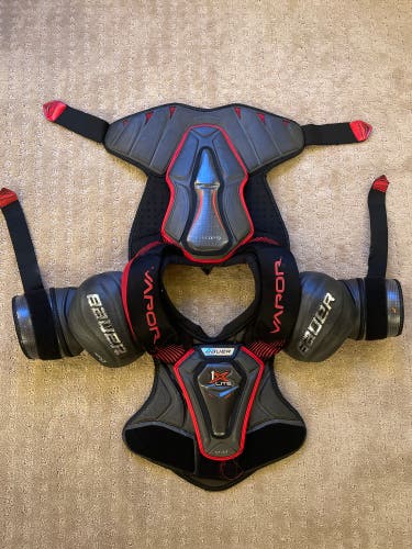 Used Medium Bauer Vapor 1X Lite Shoulder Pads