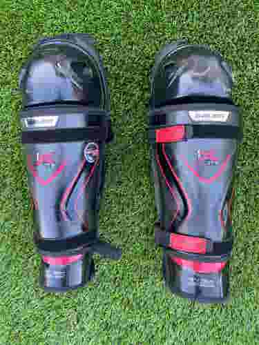 Used Bauer Vapor 1X Lite Shin Pads