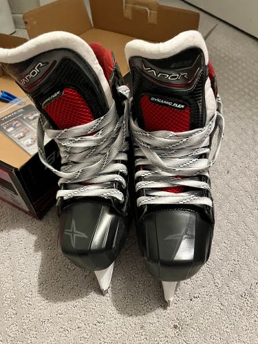 New Bauer Regular Width  Size 8 Vapor 1X Hockey Goalie Skates