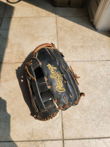 Used Rawlings Right Hand Throw Outfield Heart of the Hide Baseball Glove 12.75"