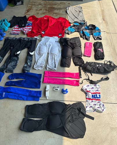 !Lot of football gear *NEGOTIABLE PRICE*