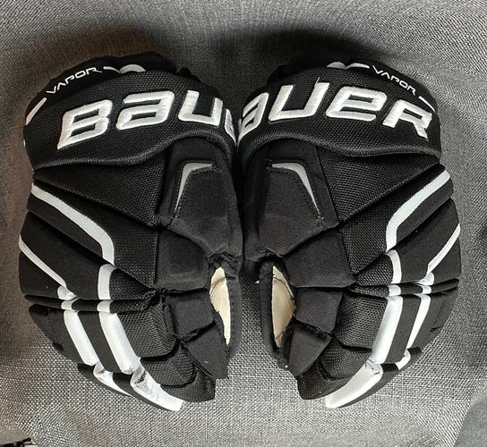 Bauer 13" Vapor APX2 Pro Ice Hockey Gloves