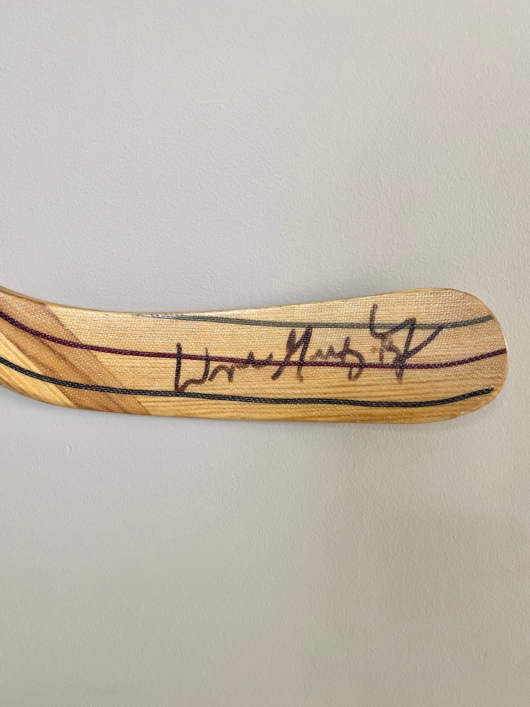 WAYNE GRETZKY autographed Pro Stock Easton Stick