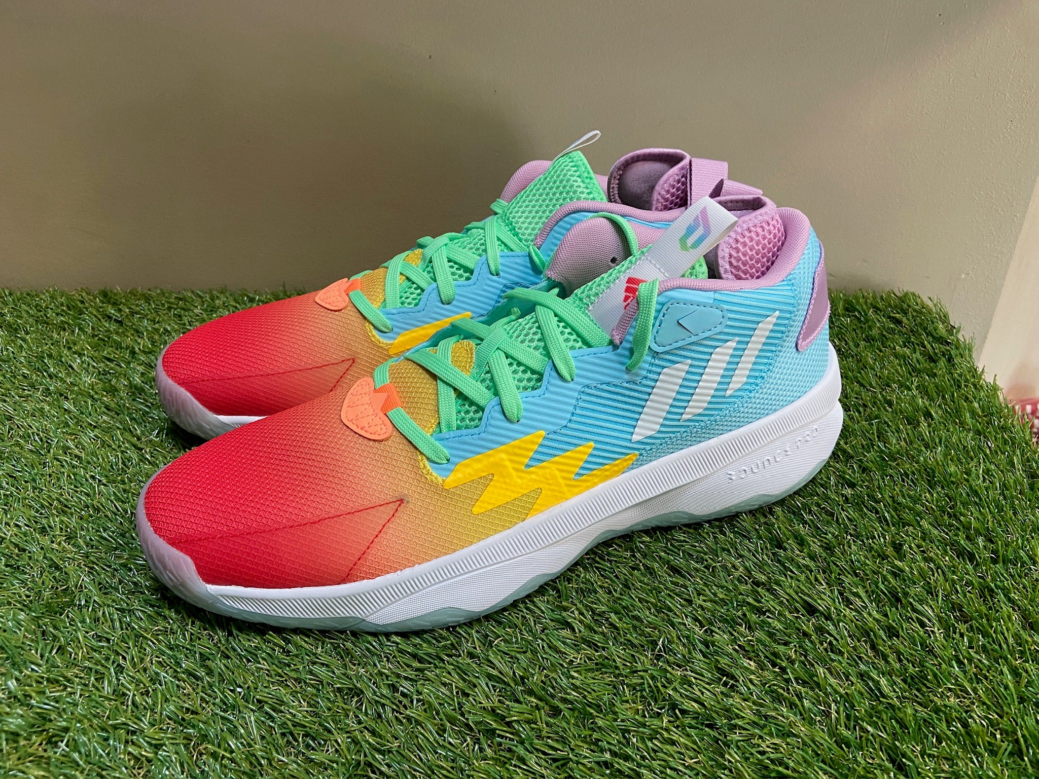 damian lillard buzz shoes