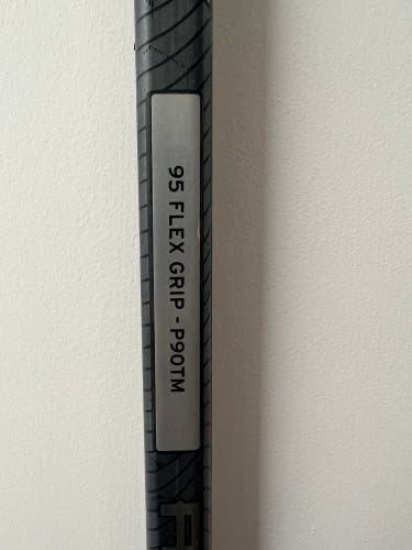 Senior Left Hand P90TM Trigger 6 Pro Hockey Stick