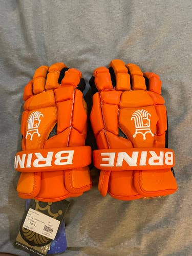 Bundle New Player's Brine 12" Lacrosse Gloves and New Brine Small Arm Guards