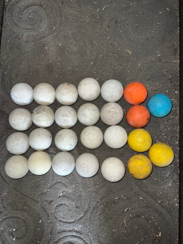 26 Pack of Lacrosse Balls