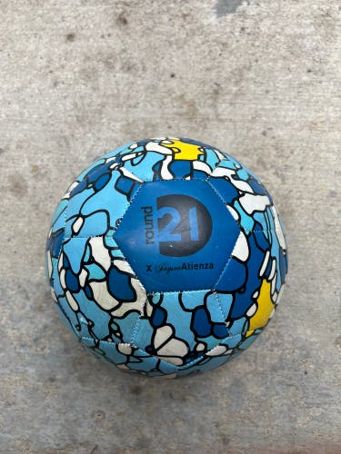 round21 x Jayson Atienza: Tribute to Argentina Soccer Ball