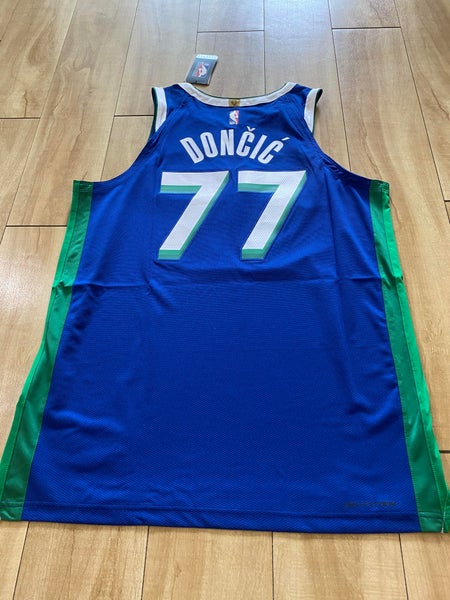 Dallas Mavericks Nike Dri Fit NBA Authentic Replica Luka Dončić