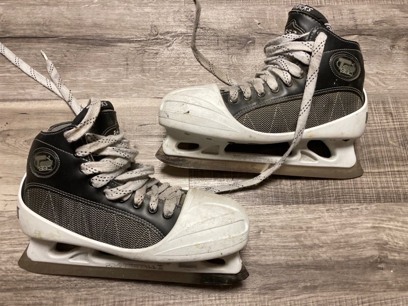 Classic CCM 852 Tacks Hockey Goalie Skates