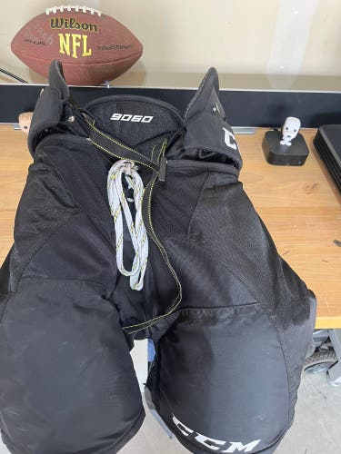 Senior Large CCM Tacks 9060 Hockey Pants
