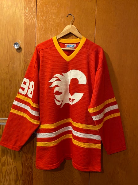 Blank Calgary Flames Old Jerseys - Athletic Knit CAL681BK CAL682BK
