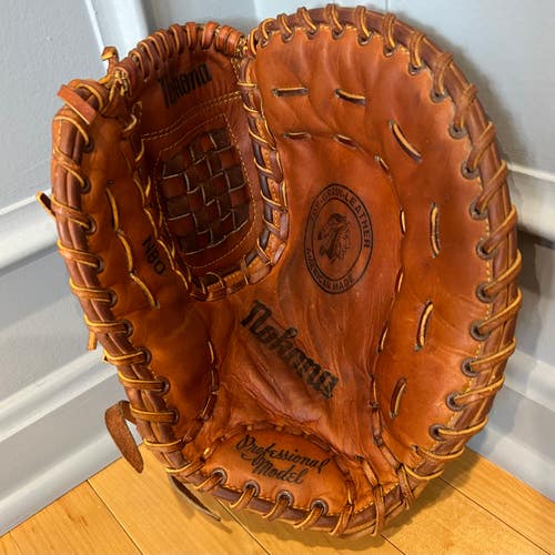 Nokona First Base N80 Baseball Glove 14" Walnut Leather RHT Right Hand Throw