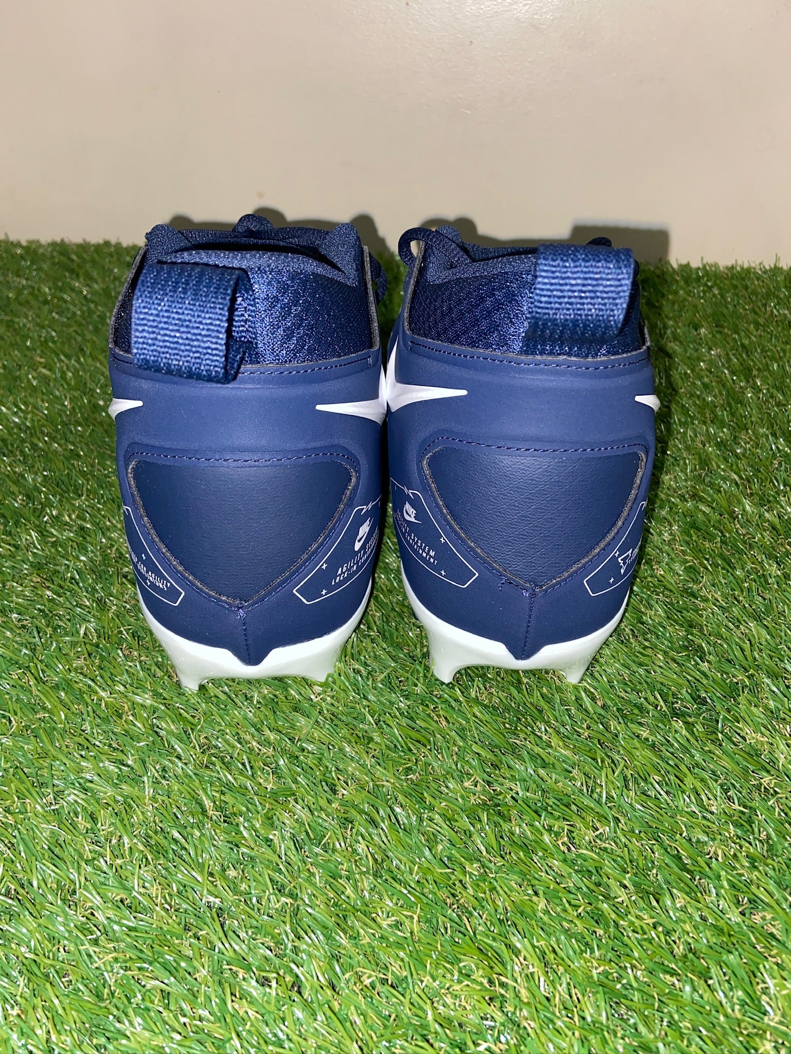 Nike Alpha Menace Pro 3 Mens Football Cleats Size 10 Navy Blue White CT6649-400 Amazon.com | Nike Alpha Menace Pro 3 Men main image 3