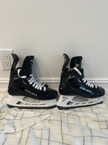 Very Slightly Used Bauer Mach Skates Size 7 Senior - 2 Months Old