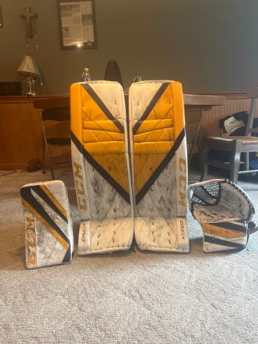 34" CCM  Goalie Leg Pads With Glove And Blocker