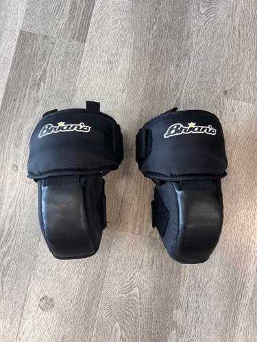 New Brian's Pro II Goalie Knee Guards  JUNIOR