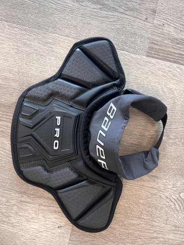 New Bauer Pro Junior Neck Guard