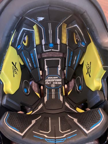 Used Small Bauer Re-Akt 200 Helmet