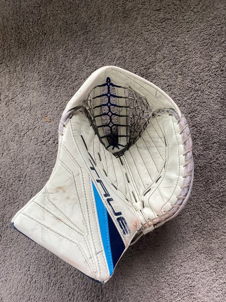True L12.2 goalie glove