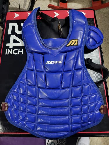 Blue Used Mizuno catchers chest protector