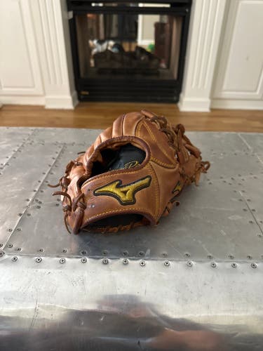 Infield 11.5" Pro Limited Edition Baseball Glove