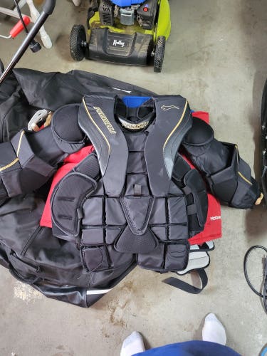 Used 2XL Passau Goalie Chest Protector