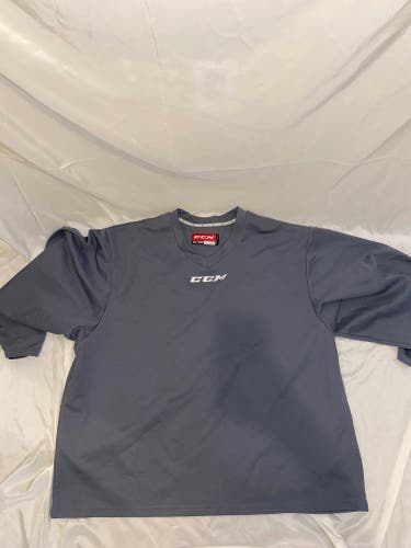 Gray Used Adult Unisex CCM Jersey