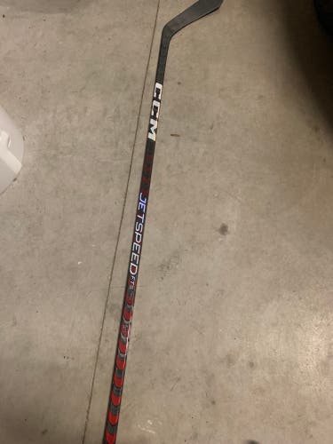 Senior Right Handed P29 JetSpeed FT5 Pro Hockey Stick
