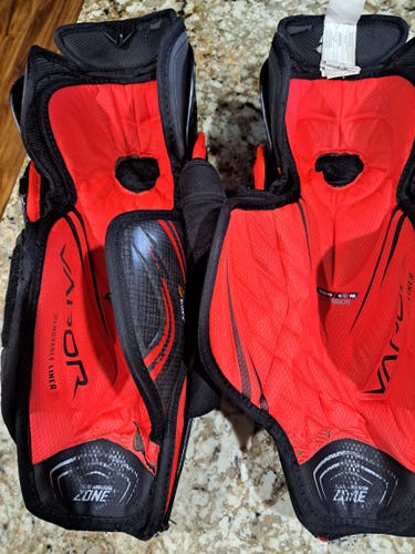 Used Bauer Vapor 2X Pro Shin Pads