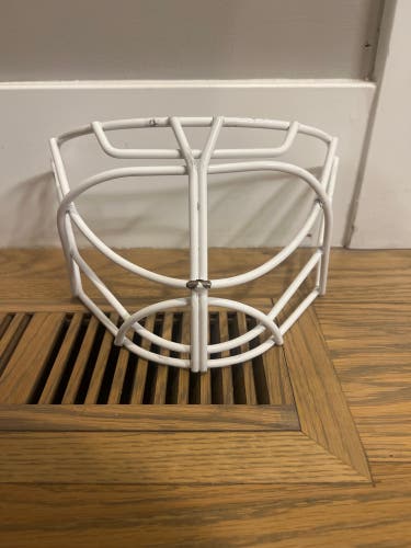 Used  Bauer Full Cage