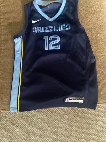 Nike Memphis Grizzlies Jersey / Ja Morant / Size- Youth Medium