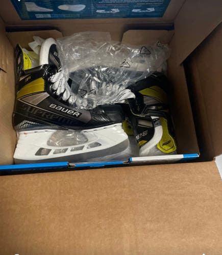 New Bauer Supreme 3S Hockey Skates Size 6 Fit 1