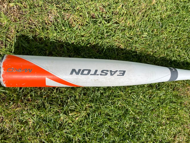 Used USSSA Certified Easton Composite Mako Bat (-9) 20 oz 29"