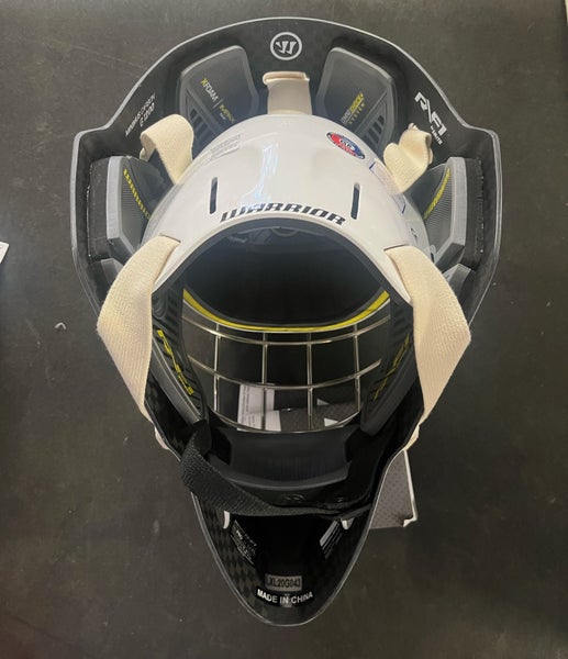 New Warrior Ritual F1 JR+ Goalie Mask (RF1JPM0)