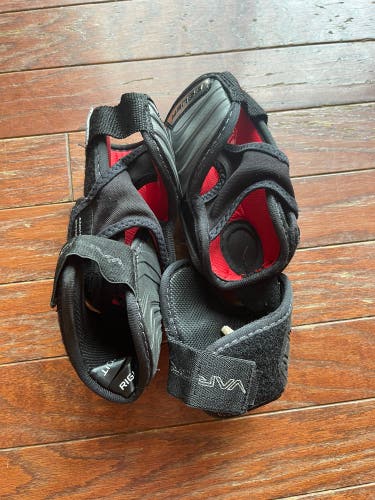 Used Medium Bauer  Elbow Pads