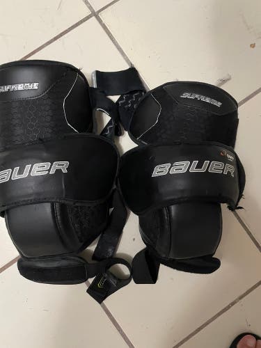Senior Bauer goalie knee guards