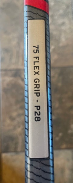 Senior Right Handed P28 JetSpeed FT6 Pro Hockey Stick