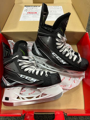 New Intermediate CCM RibCor Maxx Pro Hockey Skates Regular Width Size 6.5