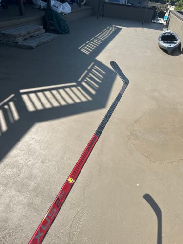 Senior Left Hand P92M Pro Stock Nexus 2N Pro Hockey Stick