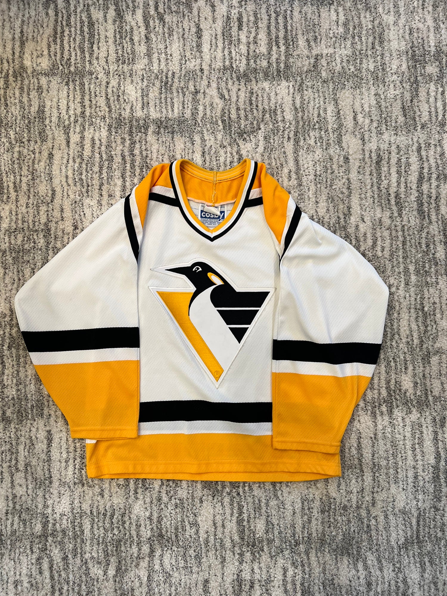 Pittsburgh Penguins NHL Vintage CCM Team Worn Practice Jersey Fight Strap