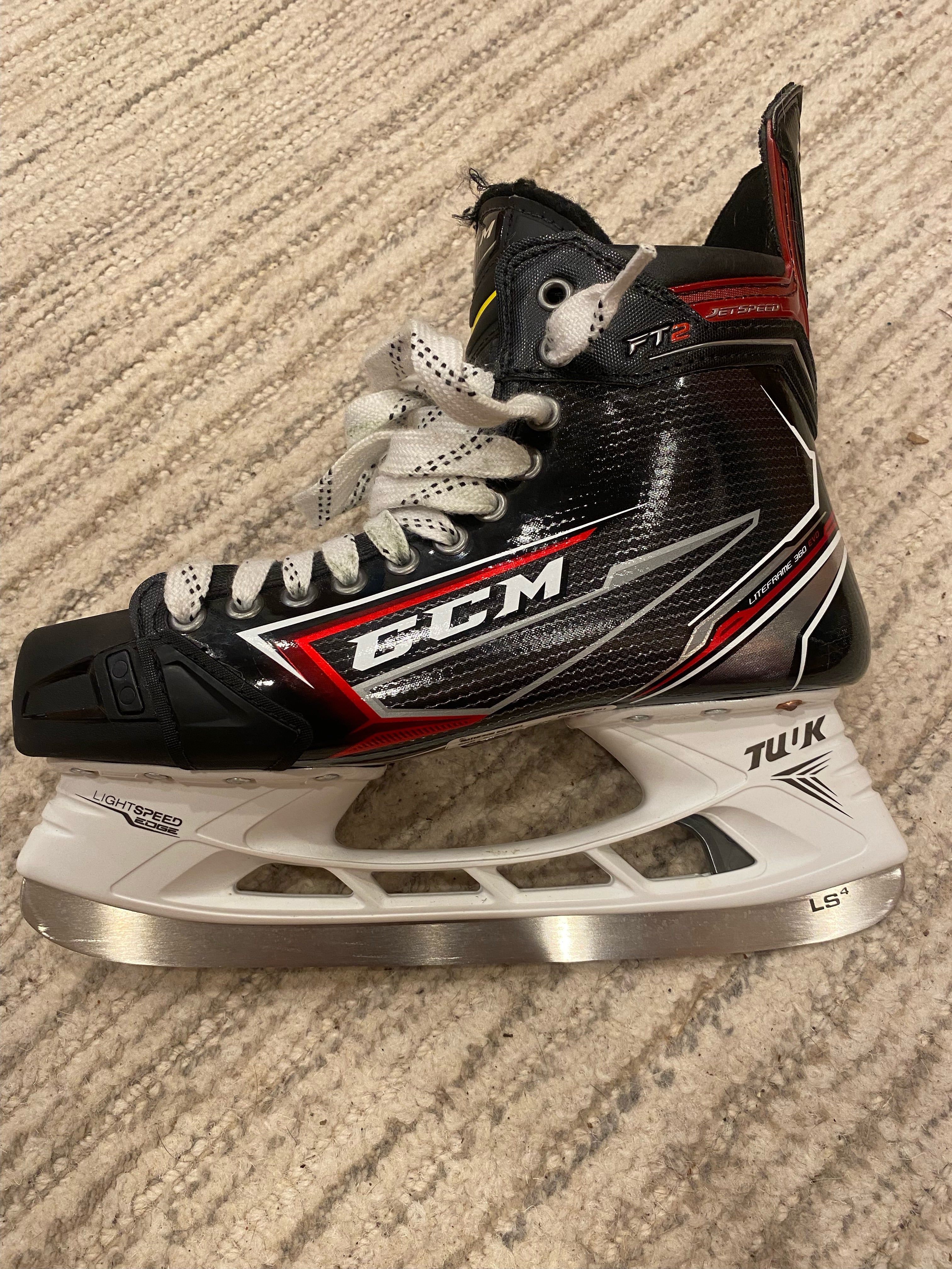 Used Colorado Eagles Pro Stock CCM Jetspeed FT2 Skates Senior 9 D