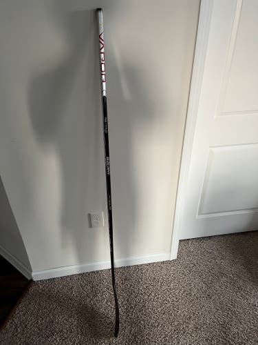 Senior Left Hand P92 Vapor Hyperlite Hockey Stick