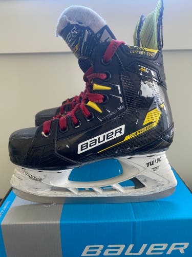 Used Bauer Regular Width Size 1 Supreme M4 Hockey Skates