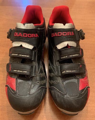 Diadora Cycling Shoes Adult Size 7 (EUR 40)