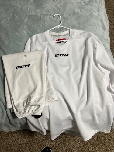 White Used Large CCM QuickLite Jersey