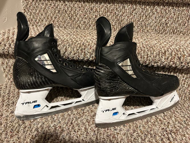 Used True Regular Width Size 10 Pro Custom Hockey Skates