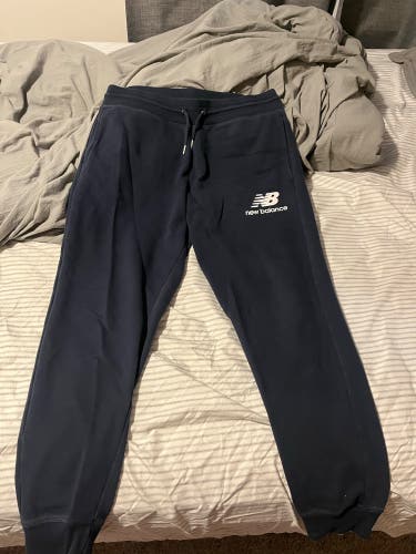 New balance joggers